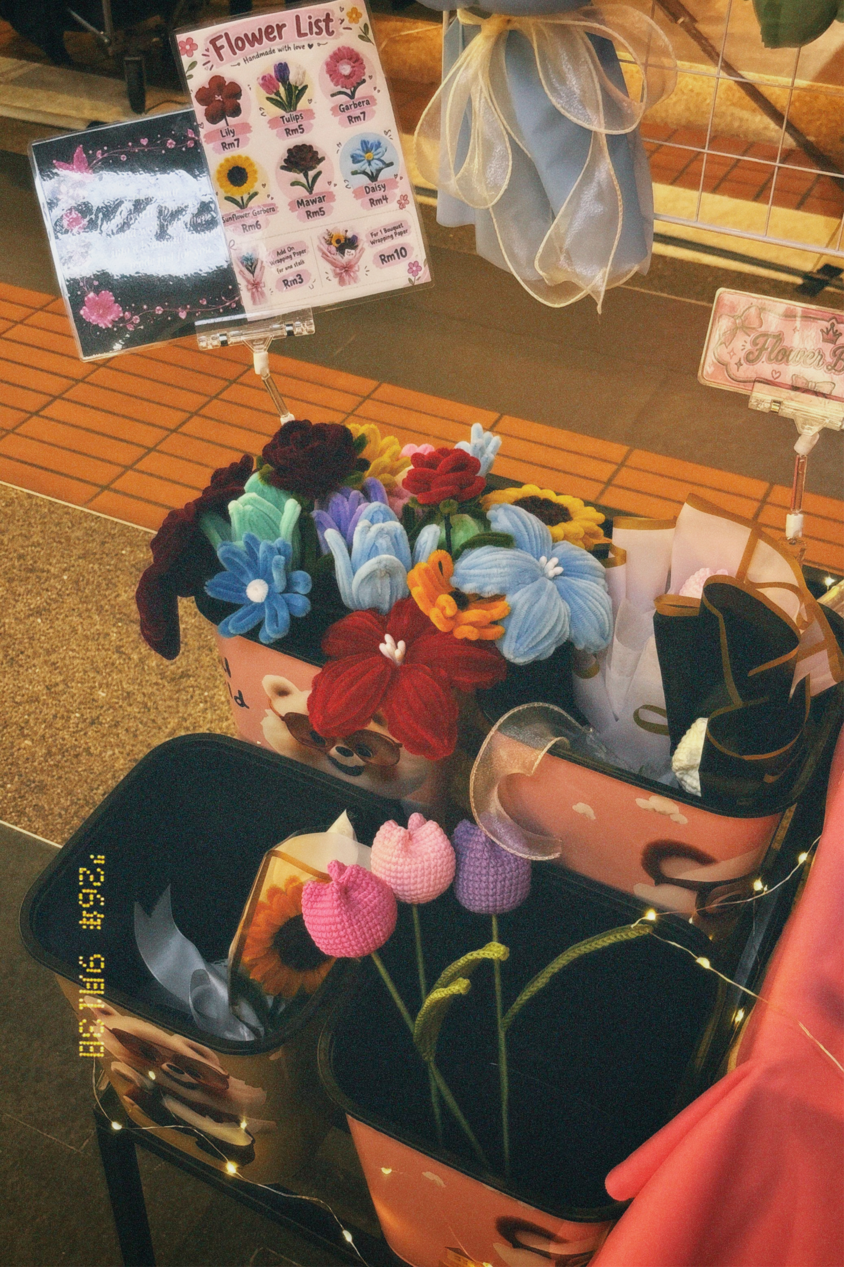 FUZZY FLOWER